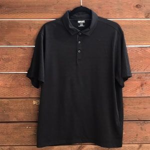 Men’s black polo - L